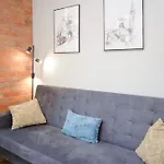 Apartmán Maya's Flats 64 - Spacious In Chlebnicka *