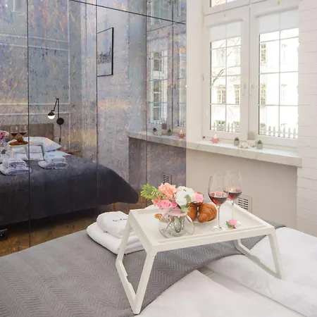 公寓 Maya's Flats & 64 - 3 On C 格但斯克