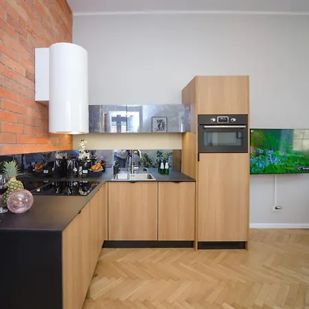Maya's Flats 64 - Spacious In Chlebnicka