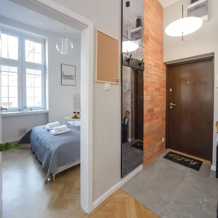 Maya's Flats & 64 - 3 On C Apartment Gdansk
