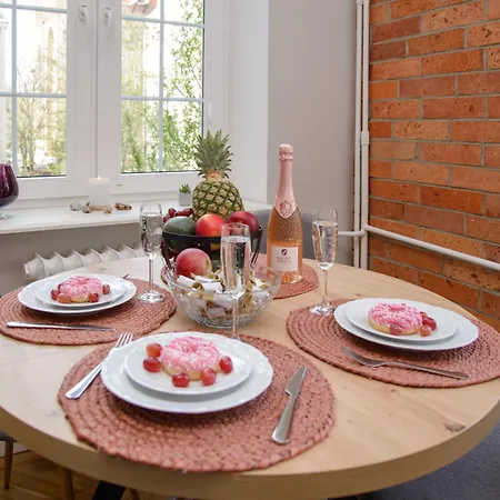 Maya's Flats 64 - Spacious In Chlebnicka Danzica