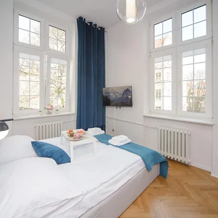 Maya's Flats 64 - Spacious In Chlebnicka