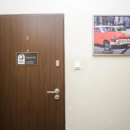 Maya's Flats & 64 - 3 On C Gdansk