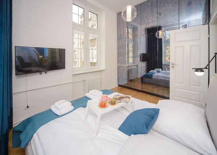 Maya's Flats & 64 - 3 On C Gdańsk