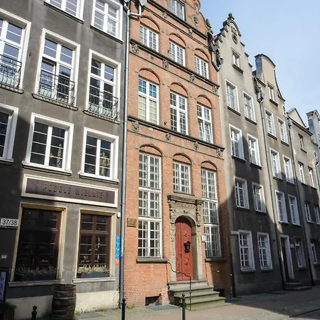 Maya's Flats & 64 - 3 On Chlebnicka Street Old Town Gdansk