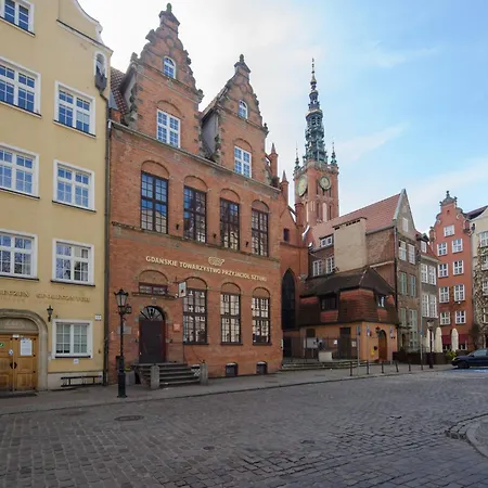 Apartment Maya's Flats & 64 - 3 On Chlebnicka Street Old Town Gdansk