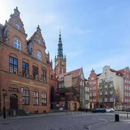 Maya's Flats & 64 - 3 On Chlebnicka Street Old Town Gdansk