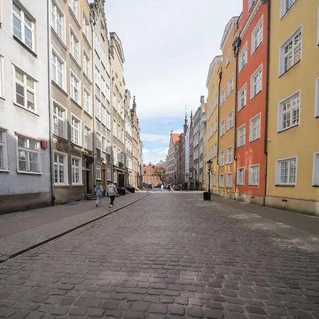 Maya's Flats & 64 - 3 On Chlebnicka Street Old Town *