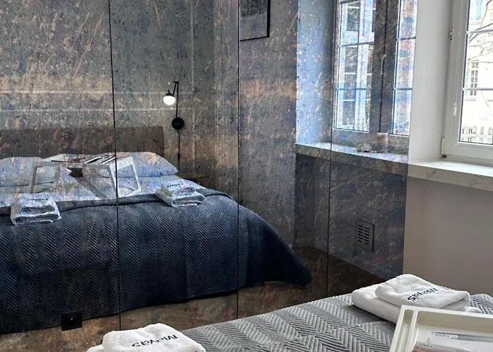 Maya's Flats & 64 - 3 On C Lägenhet