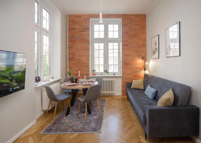 Maya's Flats & 64 - 3 On C * Gdańsk