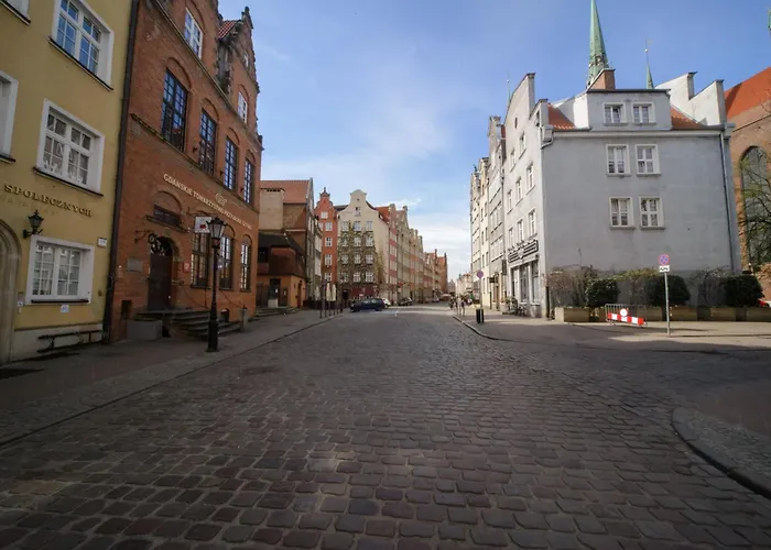 Maya's Flats & 64 - 3 On C * Gdańsk